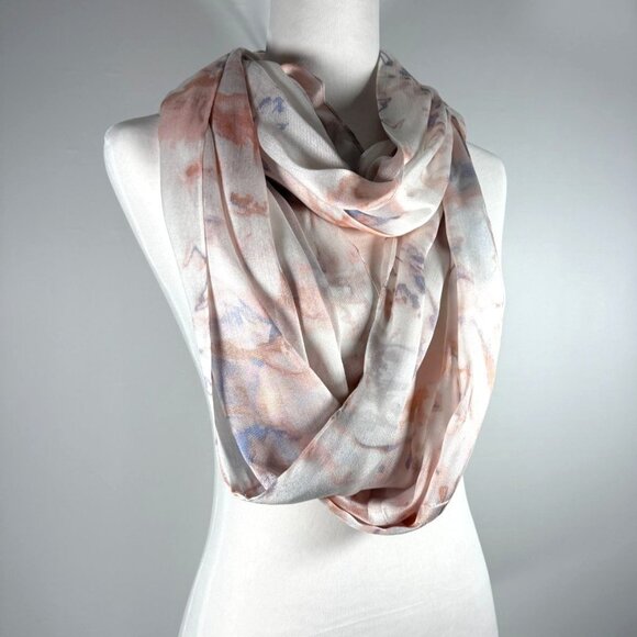 Chicos‎ Infinity Scarf Abstract Design Pink & Blue One Size NWT - Picture 1 of 12